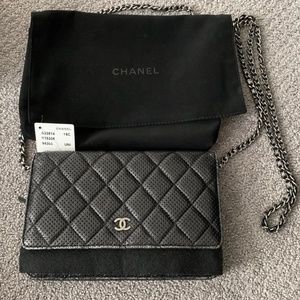Chanel wallet on  chain